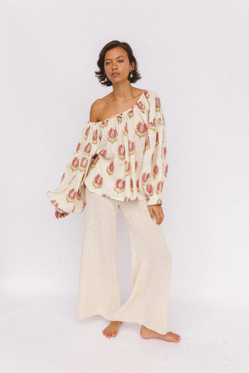 Ria Blouse ~ Strawberry Cream - Image 6
